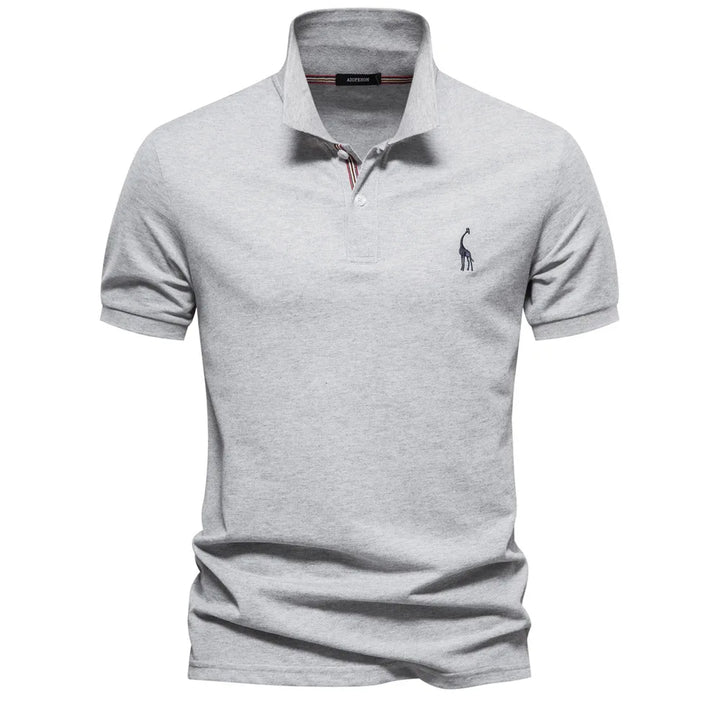 Caleb – Luxe Katoenen Polo met Hertenborduursel