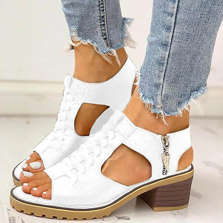 Virelli – Dames Chunky Sandalen met Hollow-Out Design